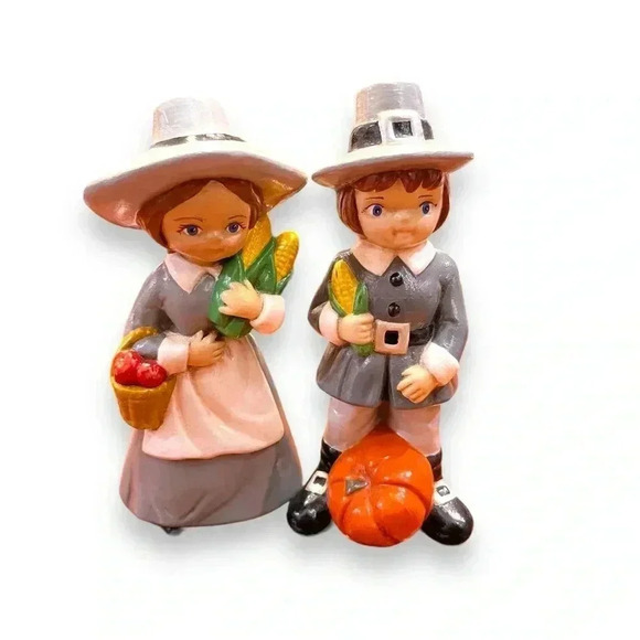 Vintage Other - Vintage Pilgrims Amish Thanksgiving Figurines